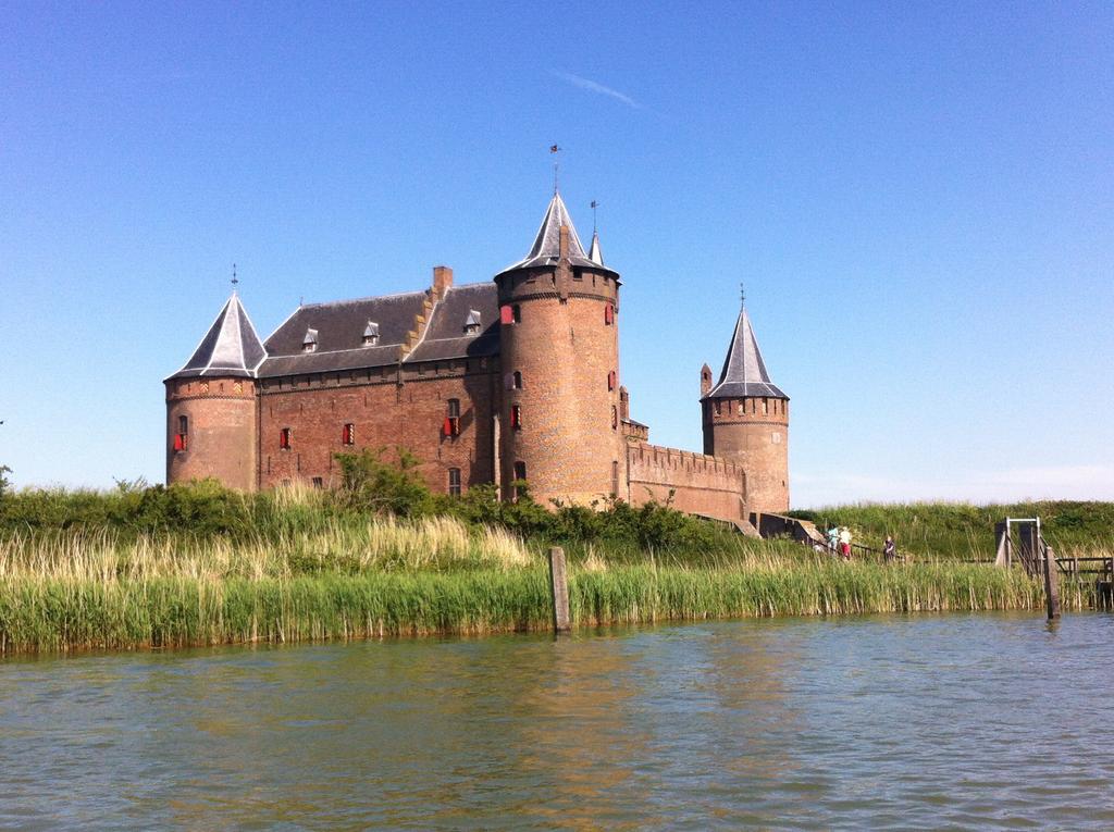 Floating B&B Amsterdam Buitenkant foto
