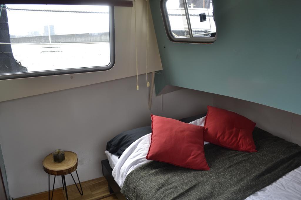 Floating B&B Amsterdam Buitenkant foto