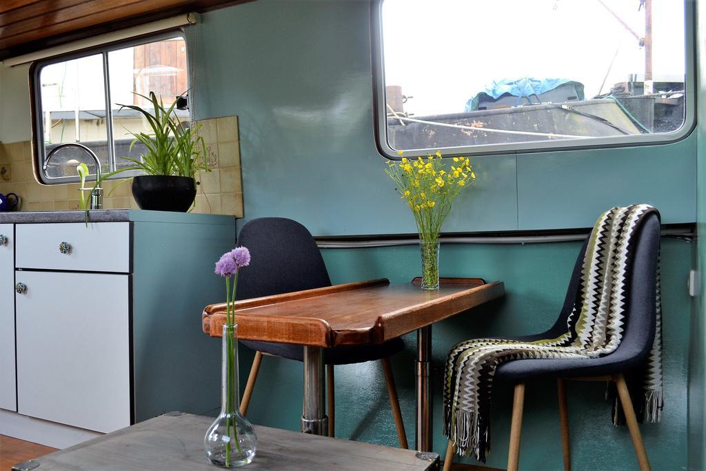 Floating B&B Amsterdam Buitenkant foto